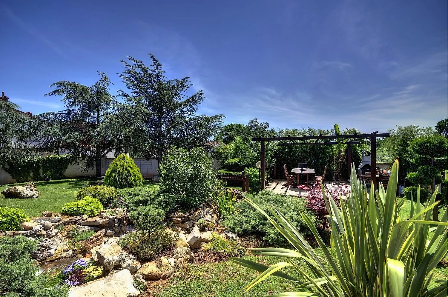 Tolle Ferienwohnung Mit Grossem Pool, Klima, Wlan, Bbq Pula 0*,  Croatia
